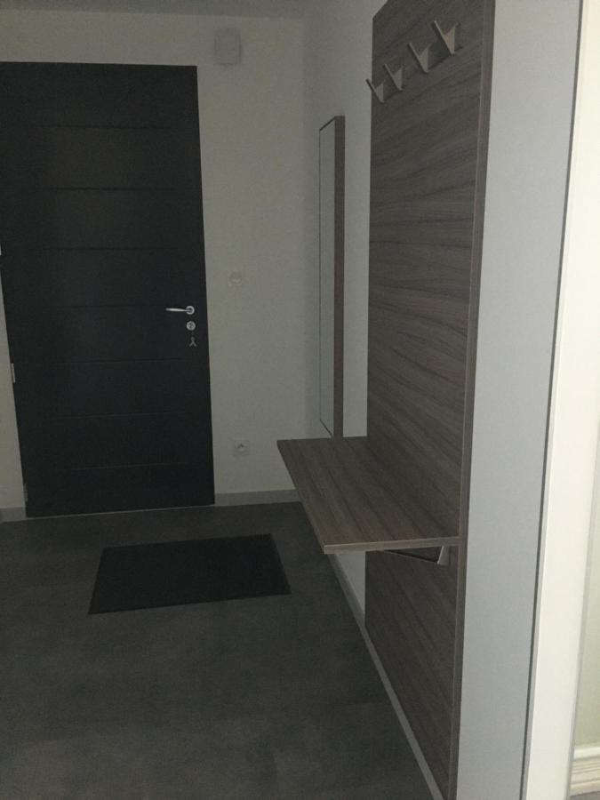 Appartement T2 Independant Dans Maison Pugny-Chatenod エクステリア 写真