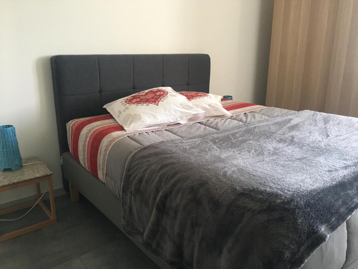 Appartement T2 Independant Dans Maison Pugny-Chatenod エクステリア 写真