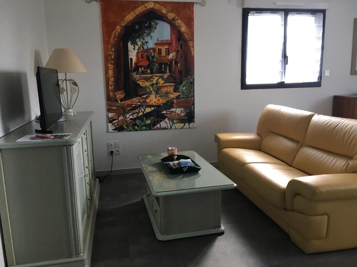 Appartement T2 Independant Dans Maison Pugny-Chatenod エクステリア 写真