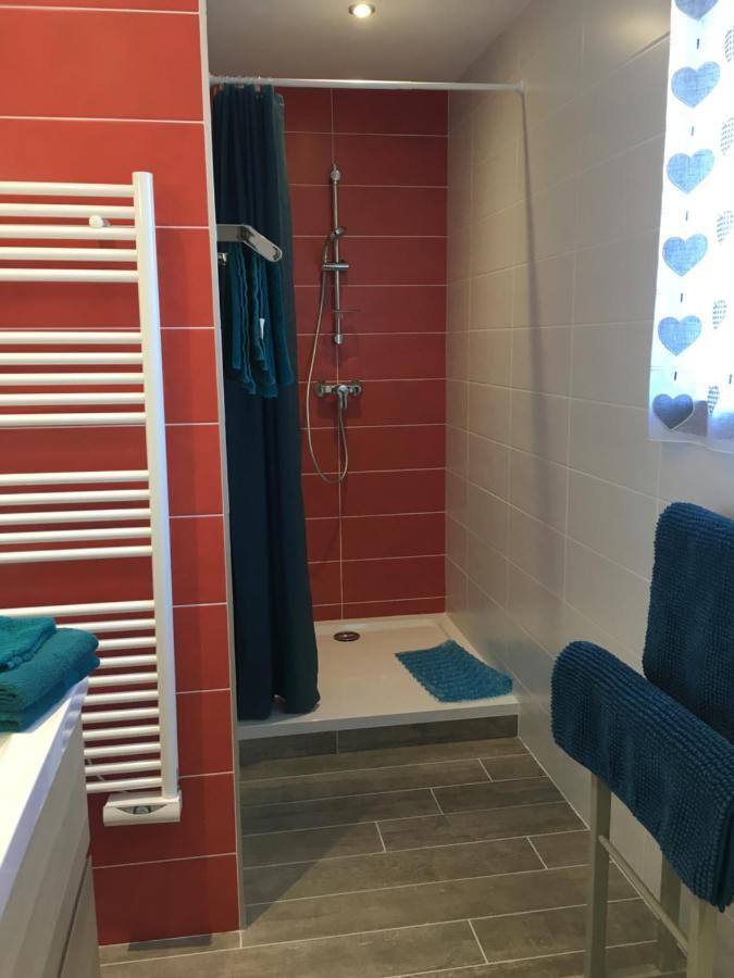 Appartement T2 Independant Dans Maison Pugny-Chatenod エクステリア 写真